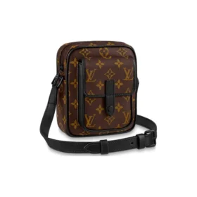 LOUIS VUITTON CHRISTOPHER Crossbody Bag Wearable Wallet M69404