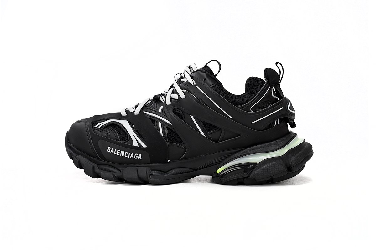 Balenciaga Runner Sneakers Tess S LED Black White