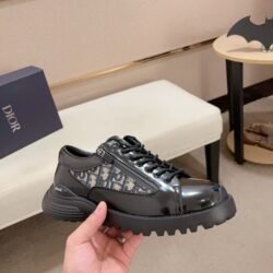 Dior Men Cowhide Leather Suit Shoes Casual shoes 2 color