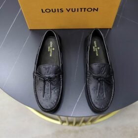 LOUIS VUITTON Men Loafer Cowhide Leather Suit Shoes Casual shoes