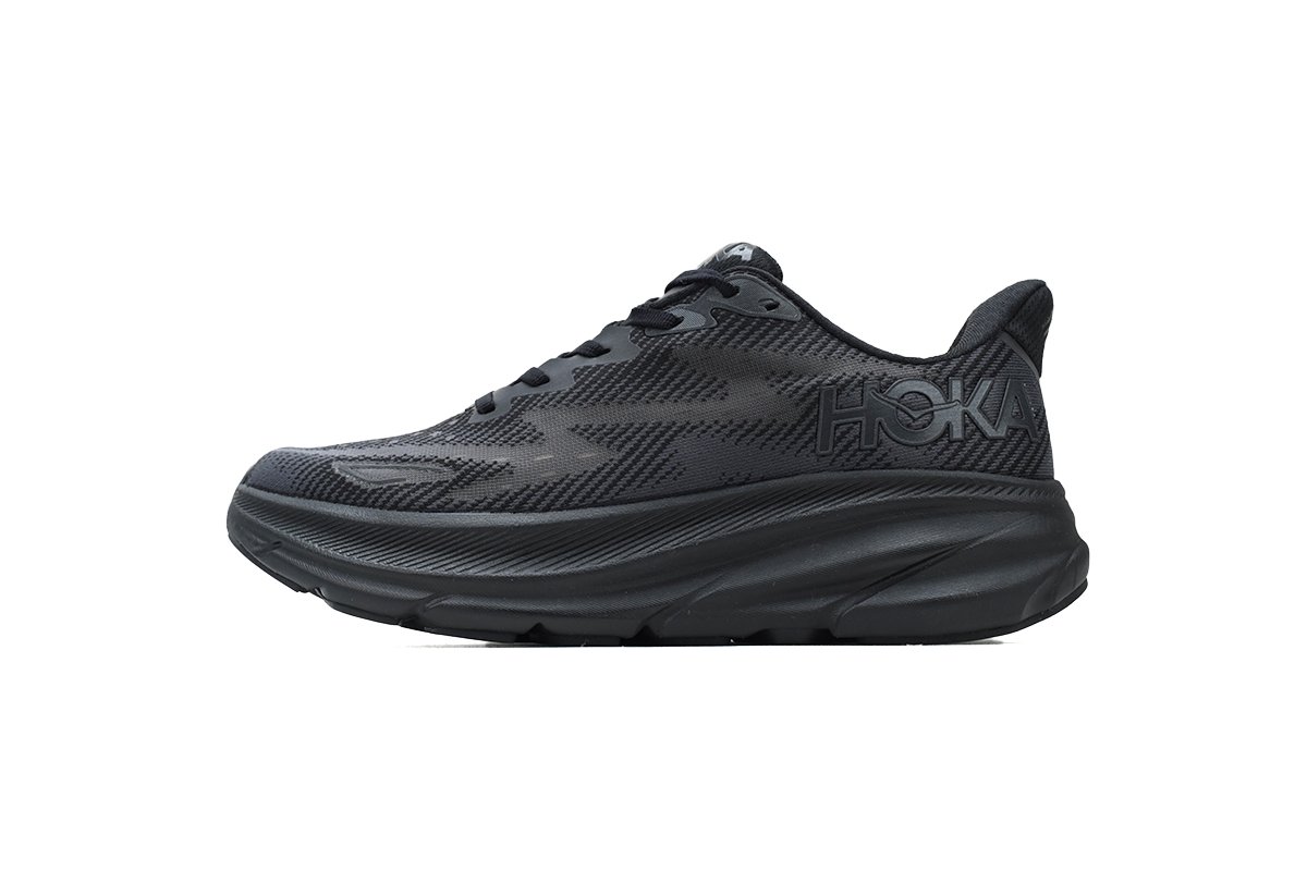 HOKA Clifton 9 'Triple Black